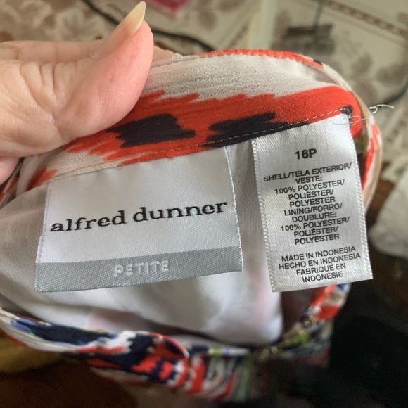 Alfred Dunner top woman’s size 16P shirt colorful - Picture 4 of 4